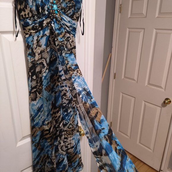 Laura Petites blue floral sleeveless dress with front ribbon / tail - Picture 3 of 8